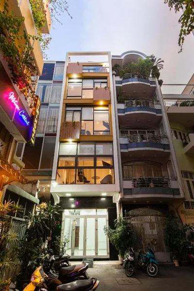 Central Studios at Ben Thanh Market by CIRCADIAN – Photos 11